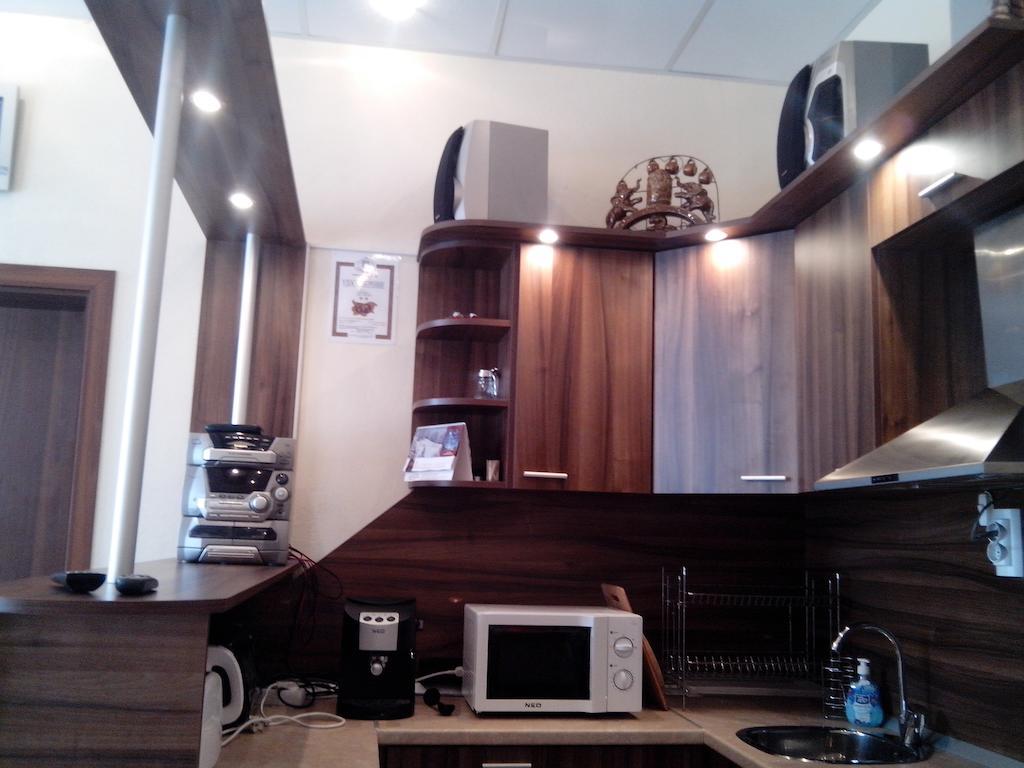 Advel Guest Hous Hotell Madzhare Rum bild